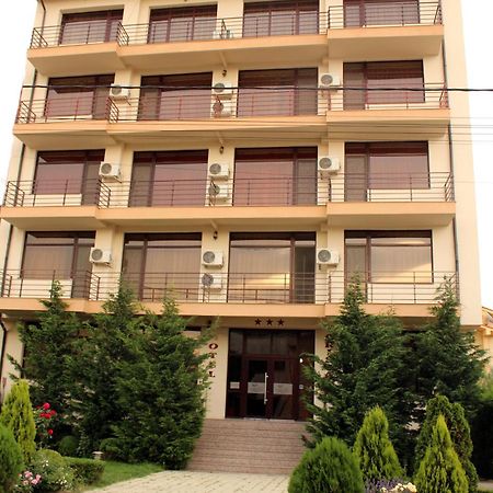 Hotel Cristal Năvodari Екстериор снимка