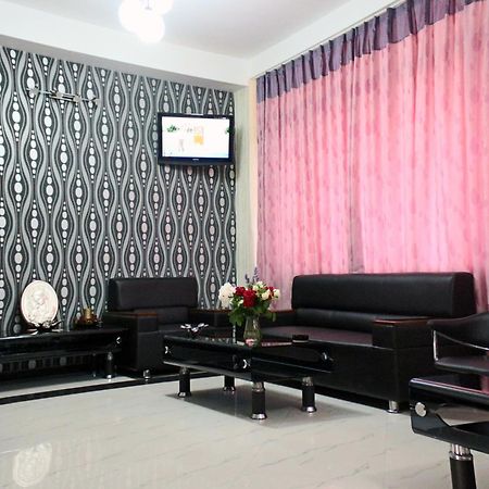 Hotel Cristal Năvodari Екстериор снимка
