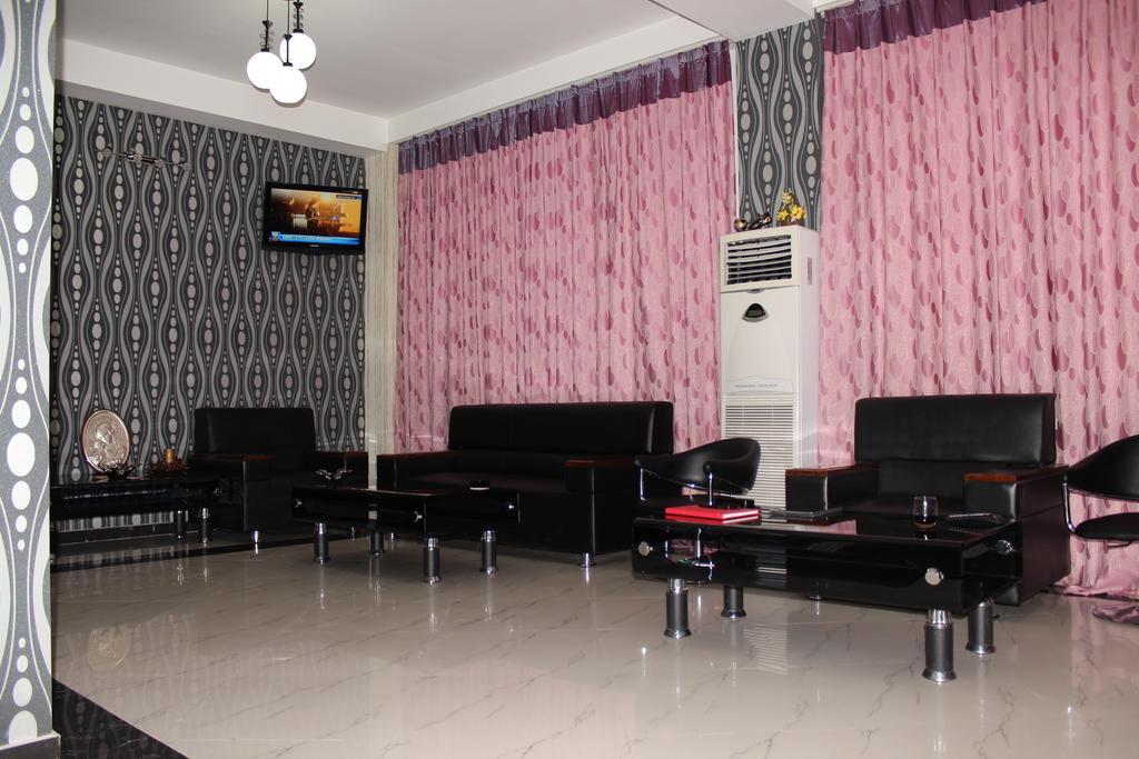 Hotel Cristal Năvodari Екстериор снимка
