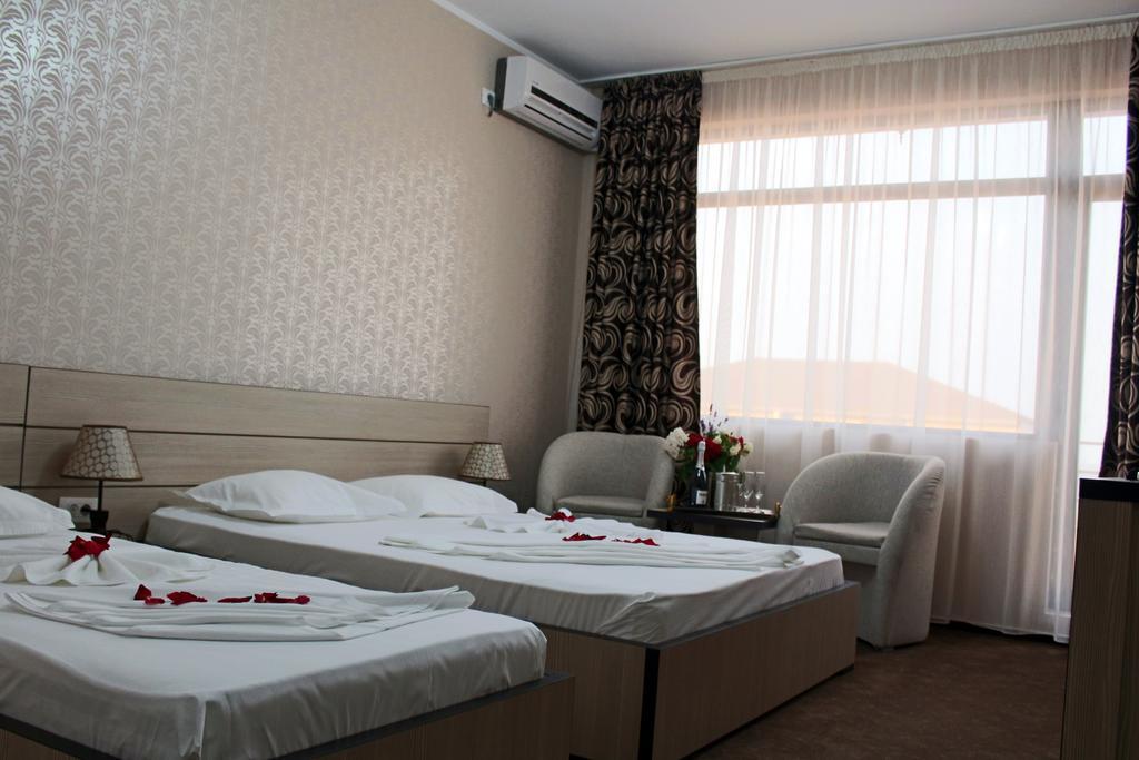 Hotel Cristal Năvodari Стая снимка
