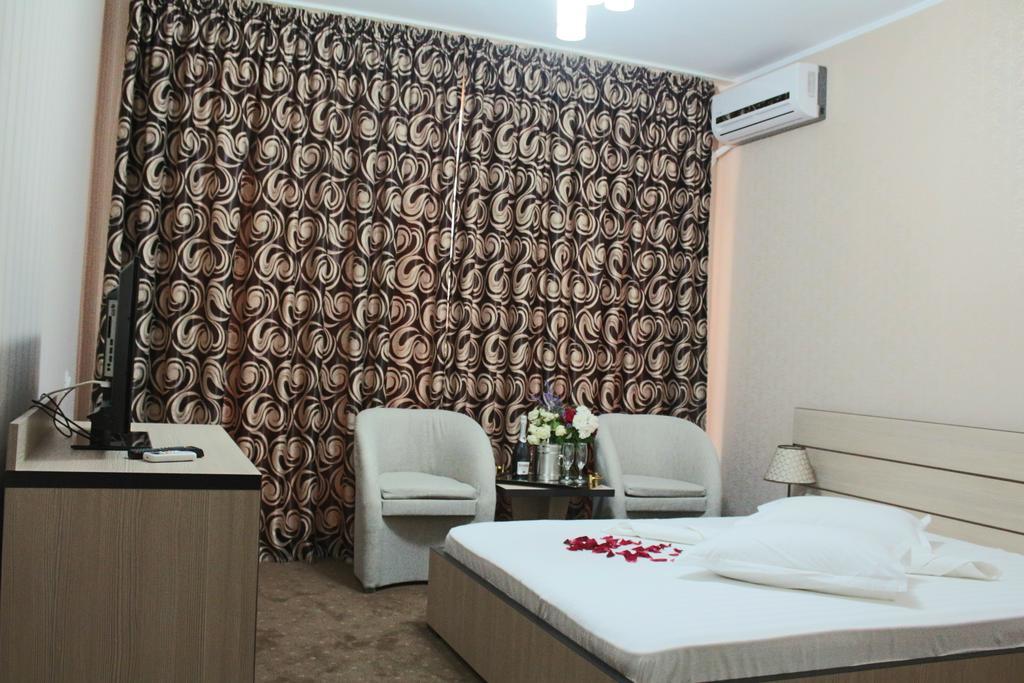 Hotel Cristal Năvodari Стая снимка