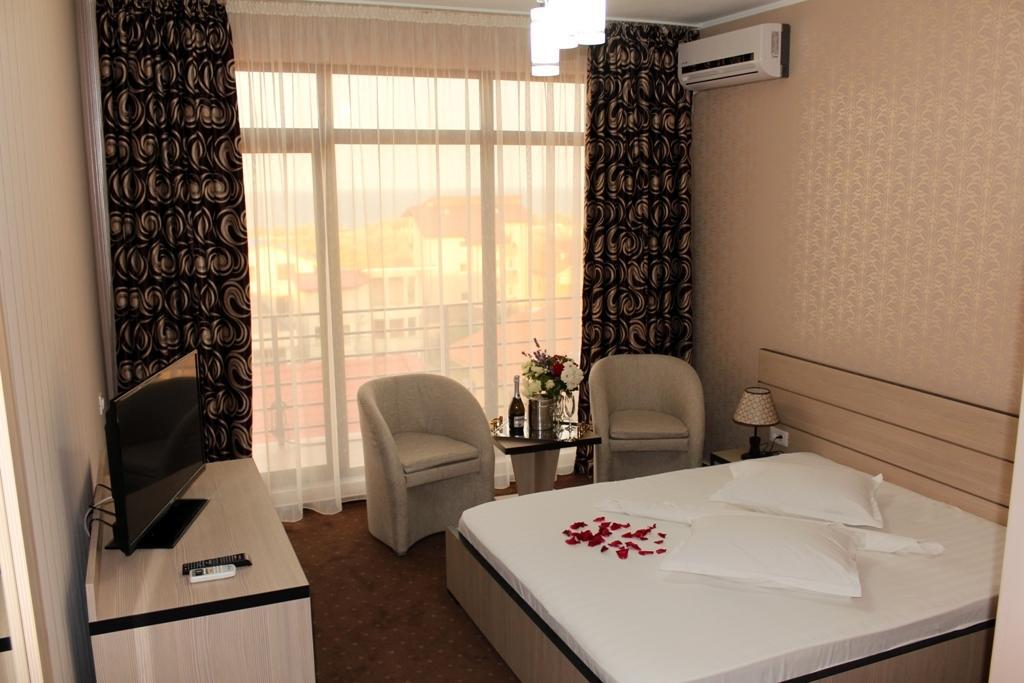 Hotel Cristal Năvodari Стая снимка